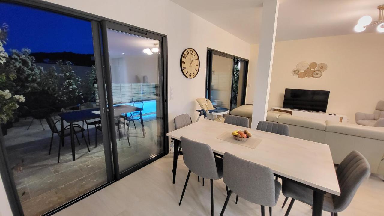 Villa Moderne De Standing Avec Piscine Privee A 400M De La Plage - 4 Chambres 孔卡 外观 照片