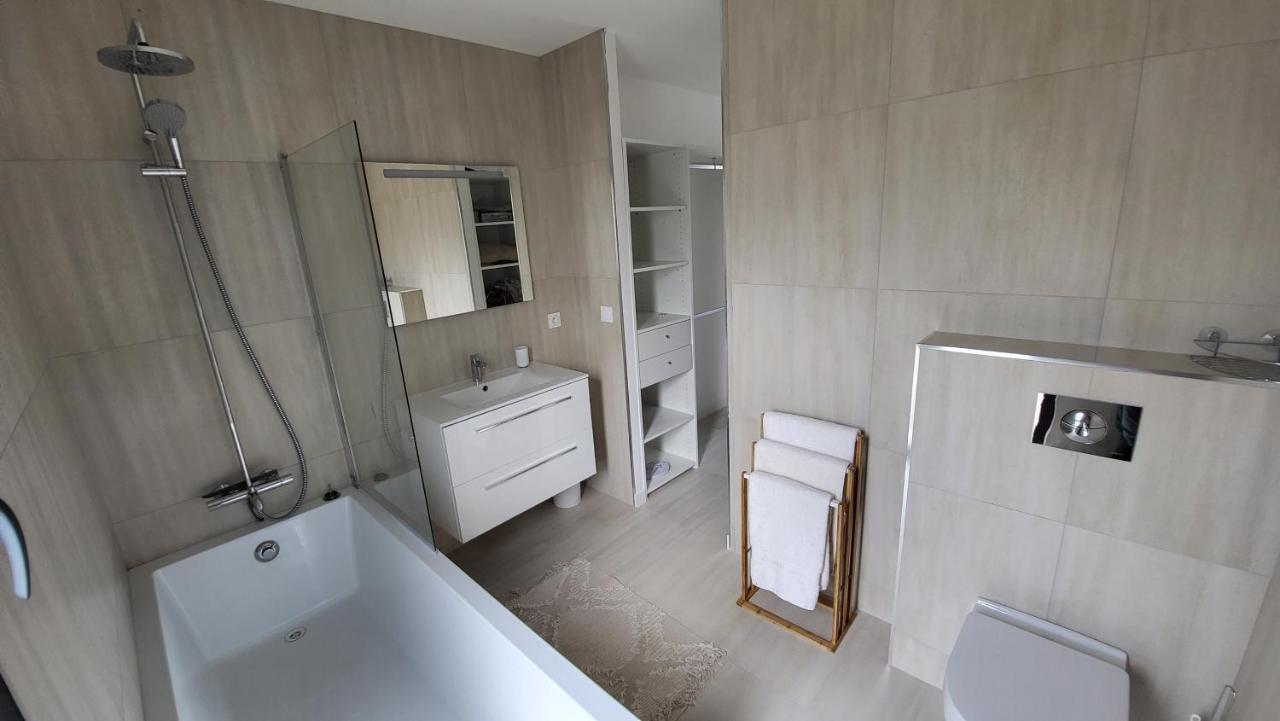 Villa Moderne De Standing Avec Piscine Privee A 400M De La Plage - 4 Chambres 孔卡 外观 照片