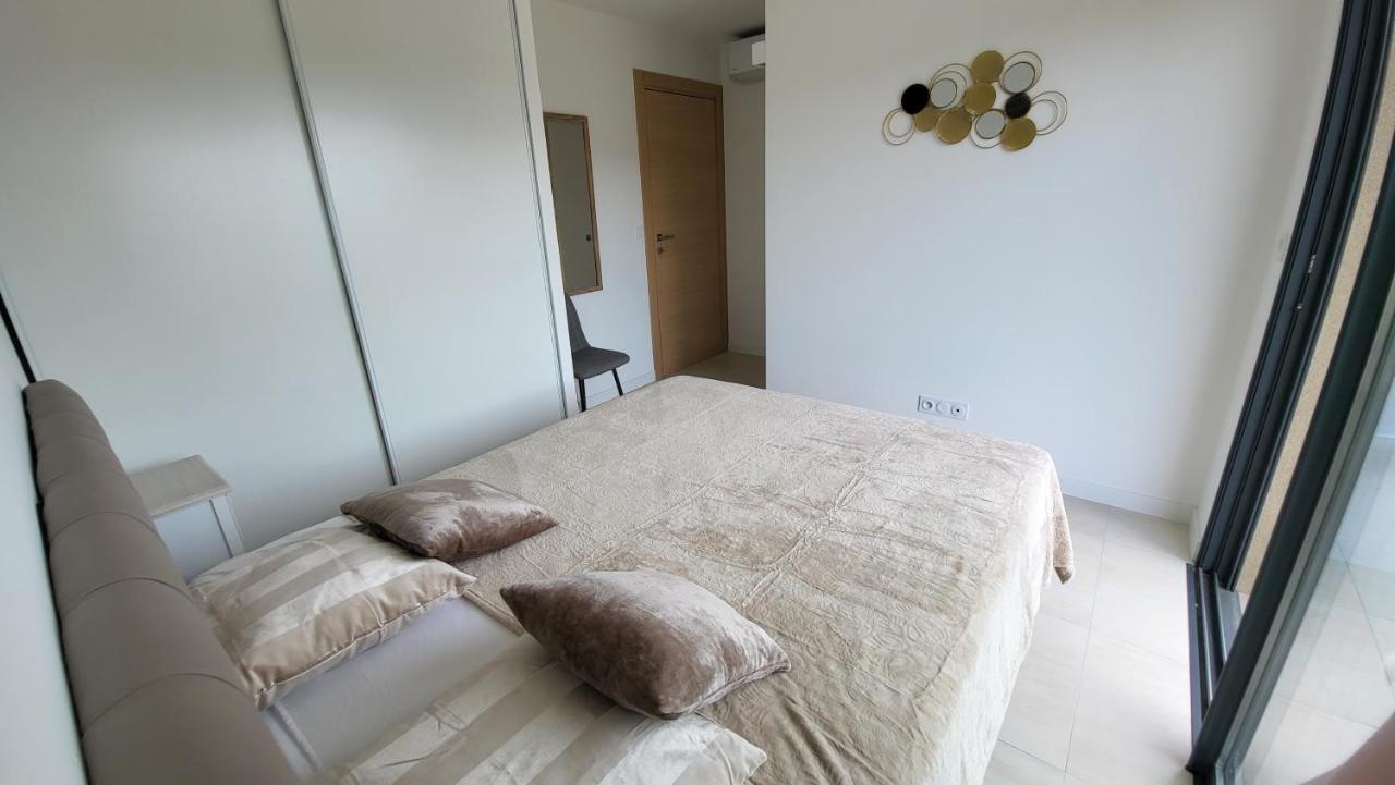 Villa Moderne De Standing Avec Piscine Privee A 400M De La Plage - 4 Chambres 孔卡 外观 照片