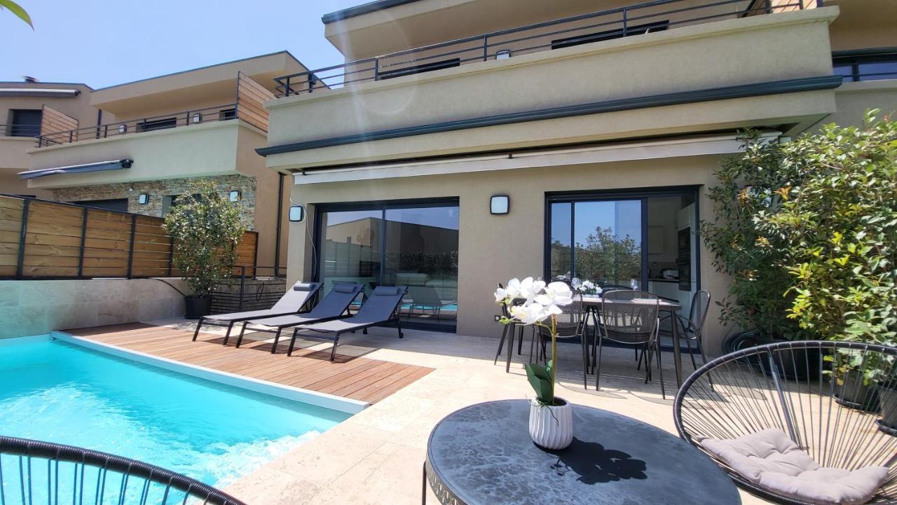 Villa Moderne De Standing Avec Piscine Privee A 400M De La Plage - 4 Chambres 孔卡 外观 照片